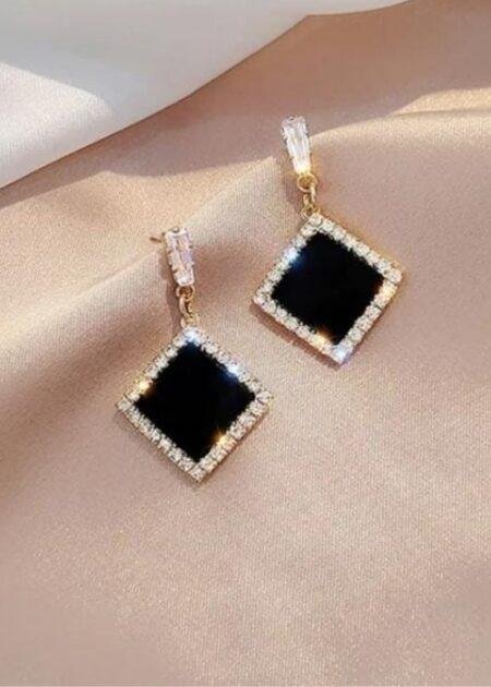 Korean Square Earrings-001