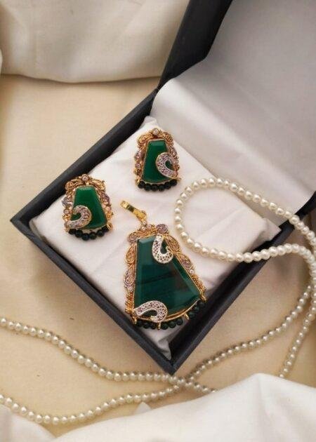 Egyptian Locket Set 001
