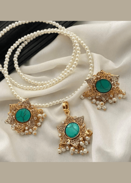 Egyptian Locket Set 007