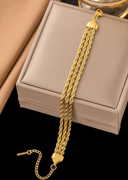 bracelet