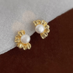 Flowy Studs