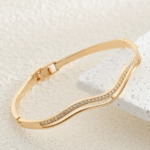Wavy Crystal Handcuff