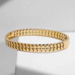 Chevron-Link Handcuff